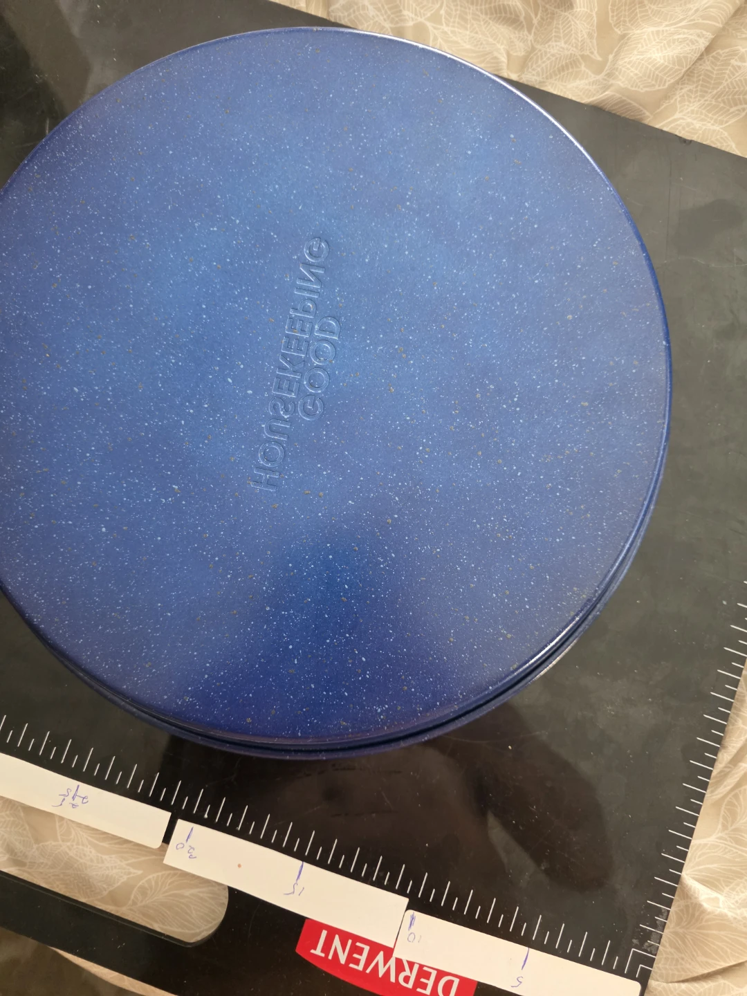 Good Housekeeping Blue Pizza Pan with Perforated Lid - photo 3