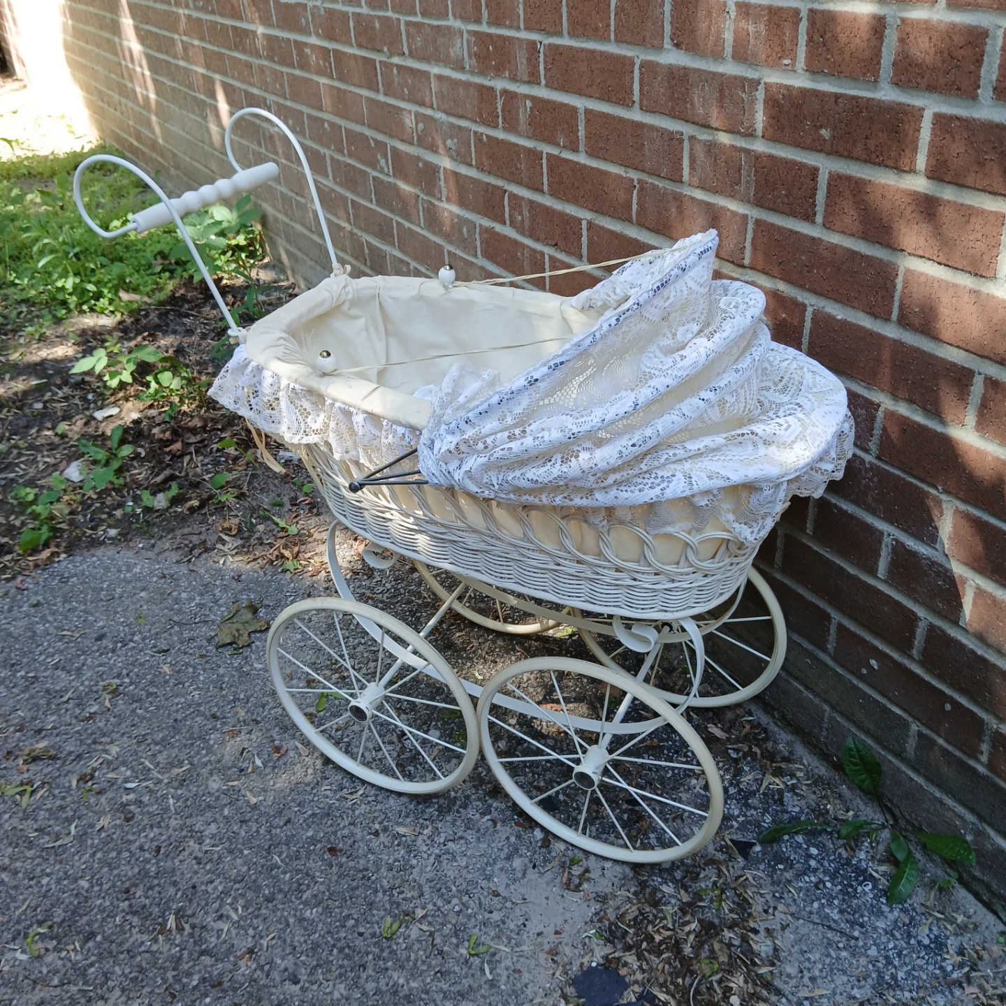 Vintage Wicker doll pram