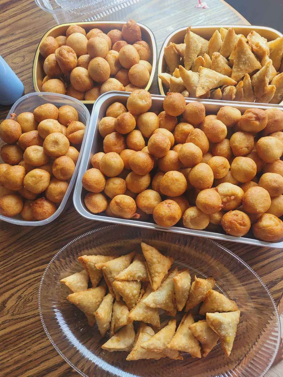 Puff puff and samosa
