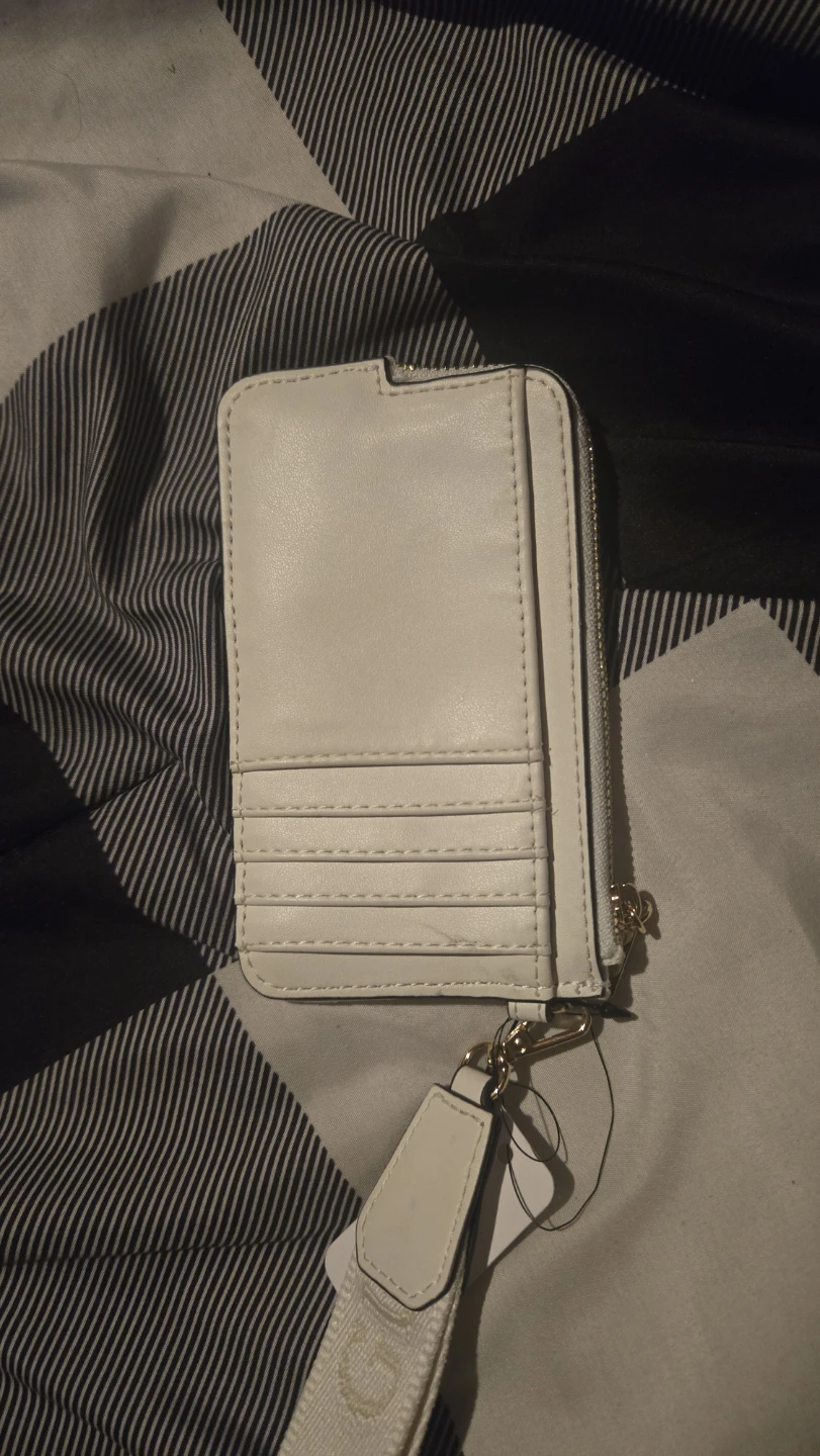 Guess White Quilted Cardholder with Wrist Strap - photo 2