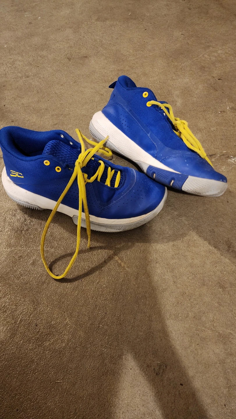 Under Armour Curry Basketball Shoes