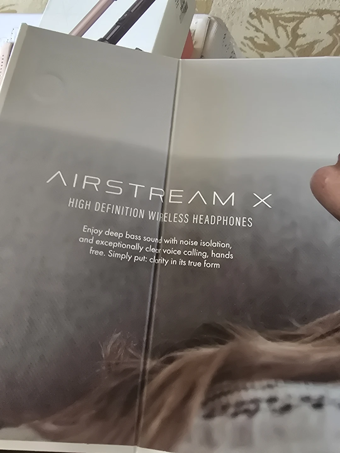 AIRSTREAM X High Definition Wireless Headphones - photo 3