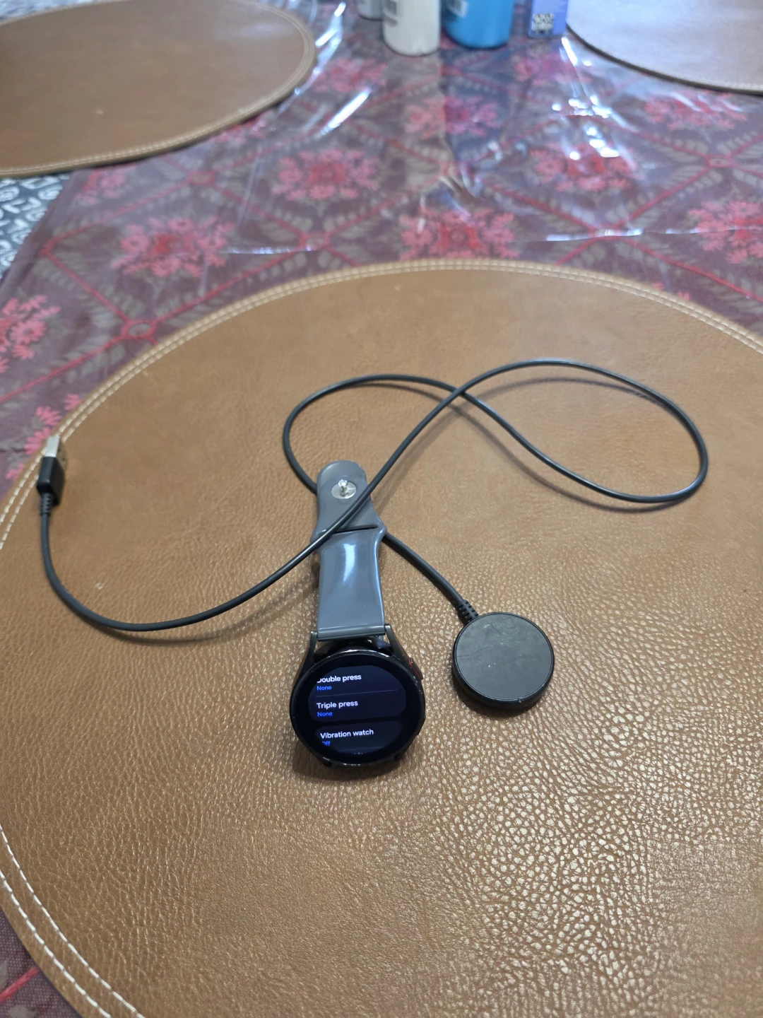 Samsung Galaxy Watch 4 - photo 2