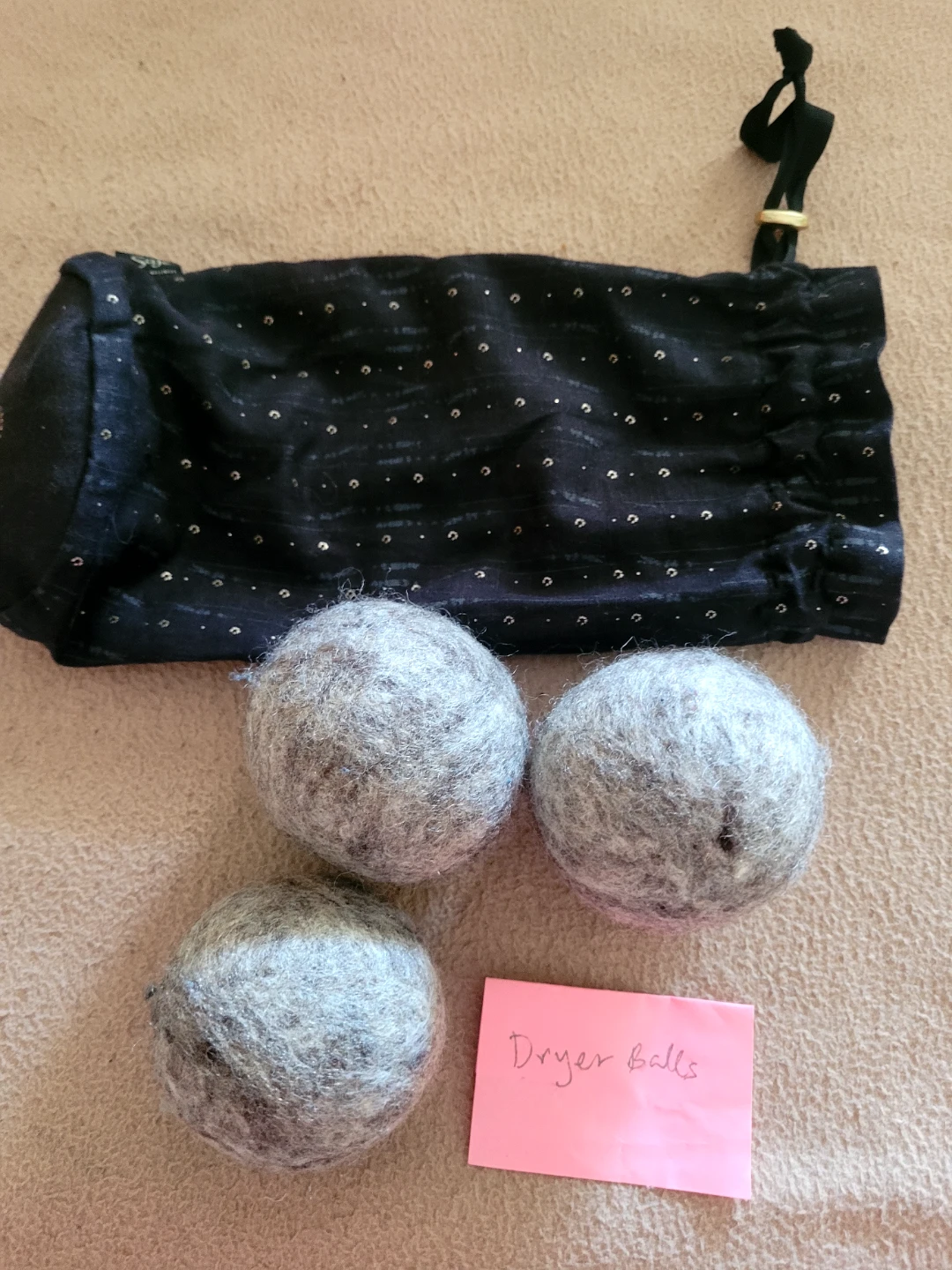 Set of 3 Wool Dryer Balls with Storage Bag⚽
