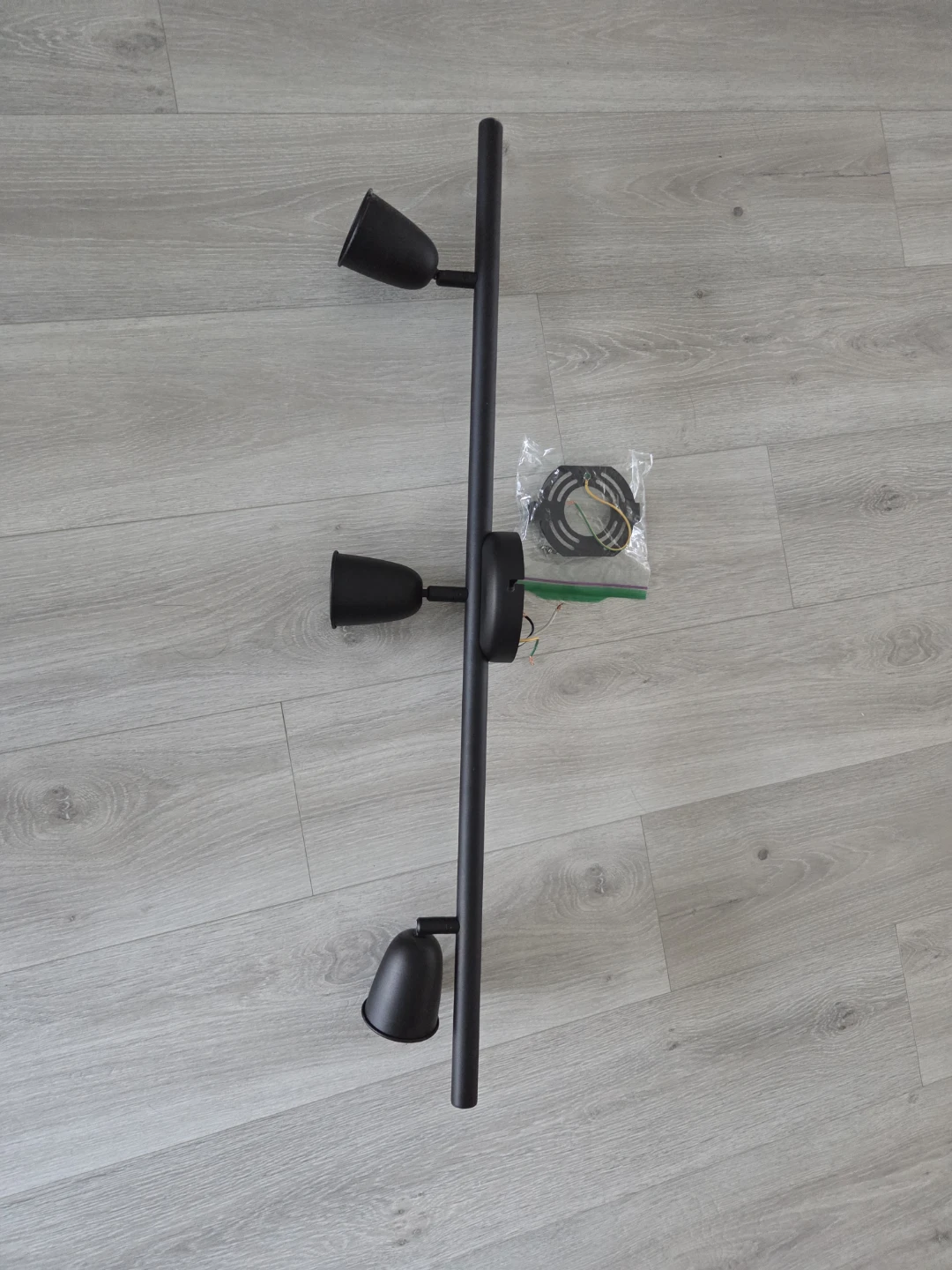 IKEA Black 3 spotlights, ceiling track - photo 2