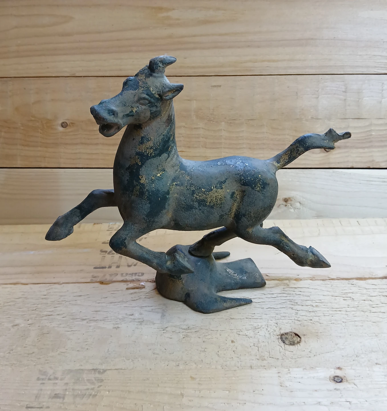 Flying Horse of Kansu Statue