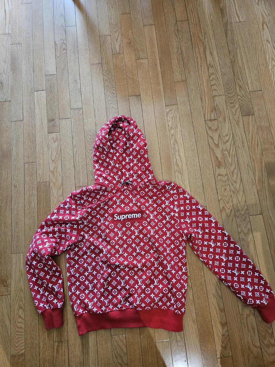 Louis Vuitton x Supreme hoodie - photo 3