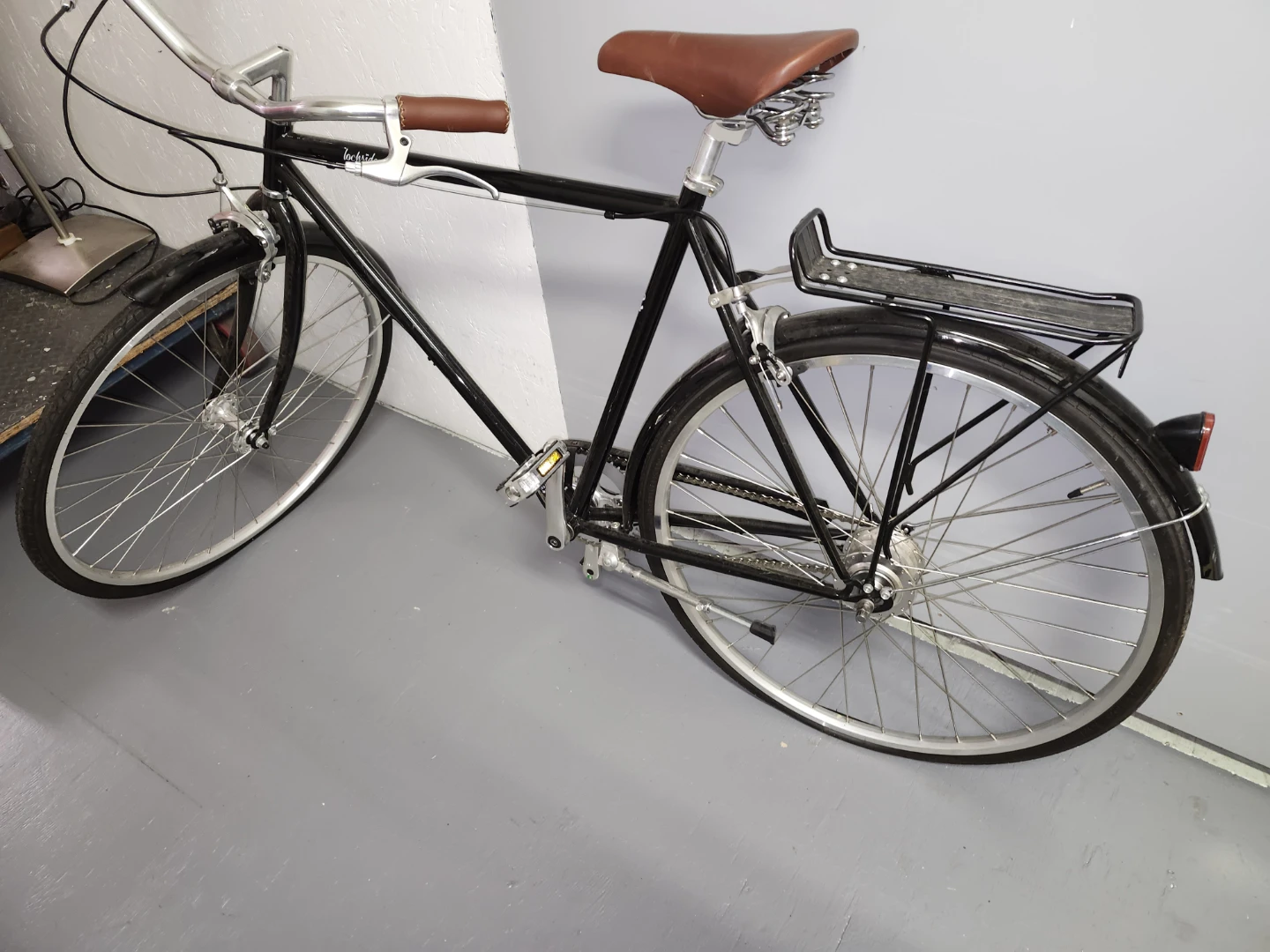 Lochside Bicycle with trailer