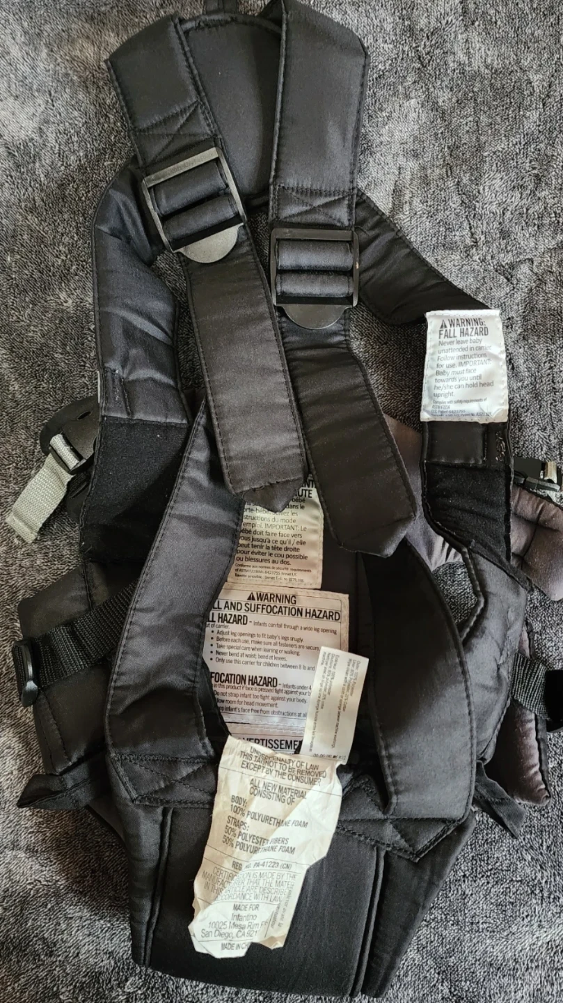Infantino Baby Carrier - photo 2