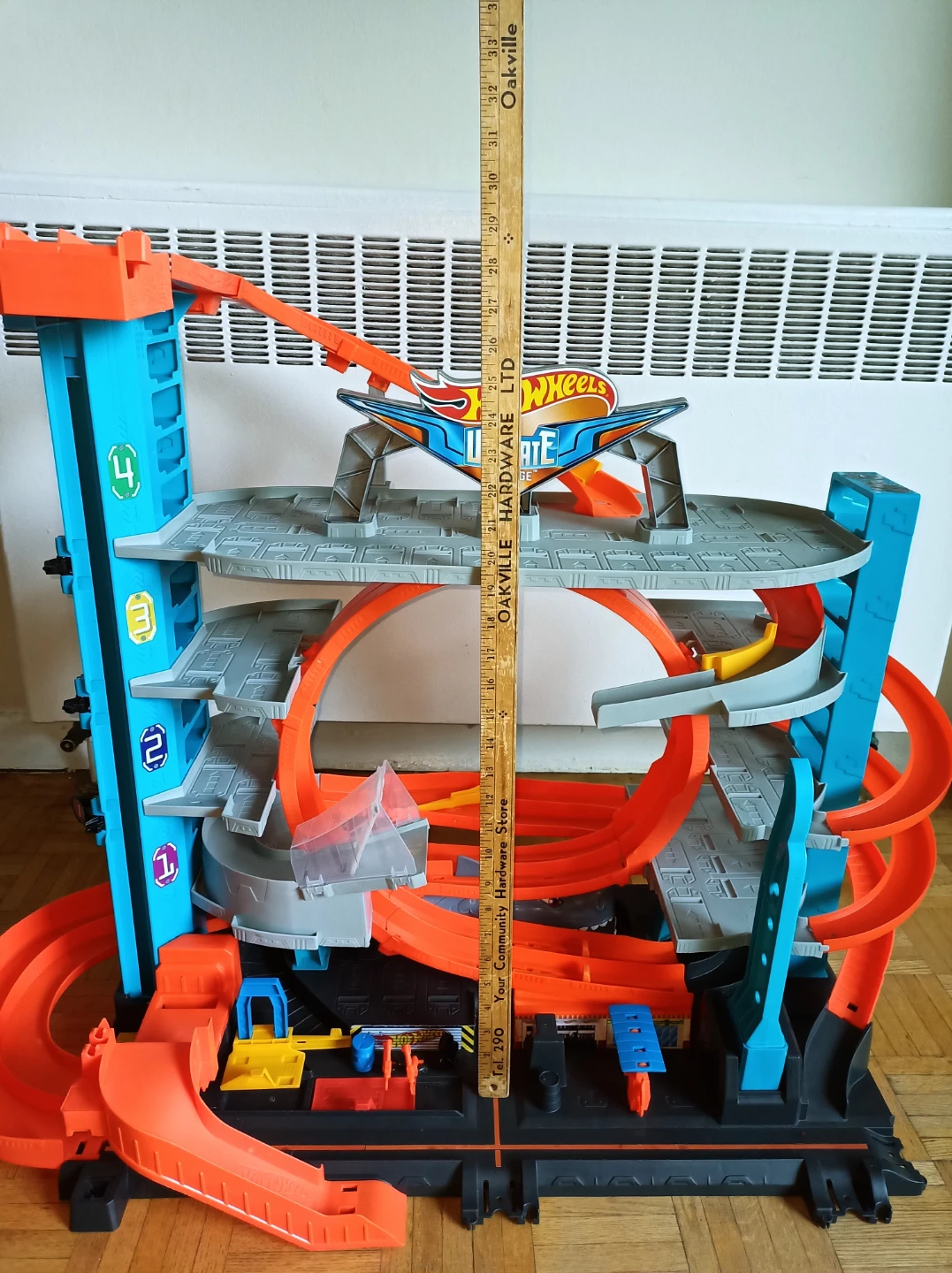 Hot Wheels Ultimate Garage Race Track Playset - photo 5