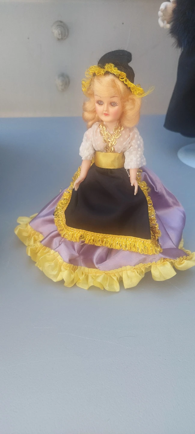 Vintage Sweden Doll, 1960s ''Dolls of the World' collection.