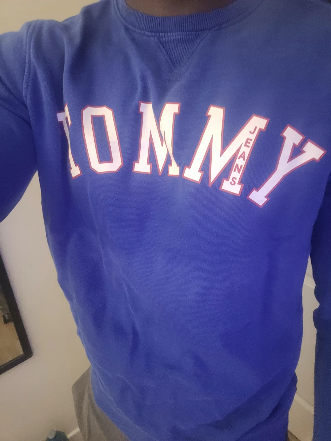 Tommy Hilfiger Blue Crewneck Sweatshirt- Size M- LIKE New - photo 3