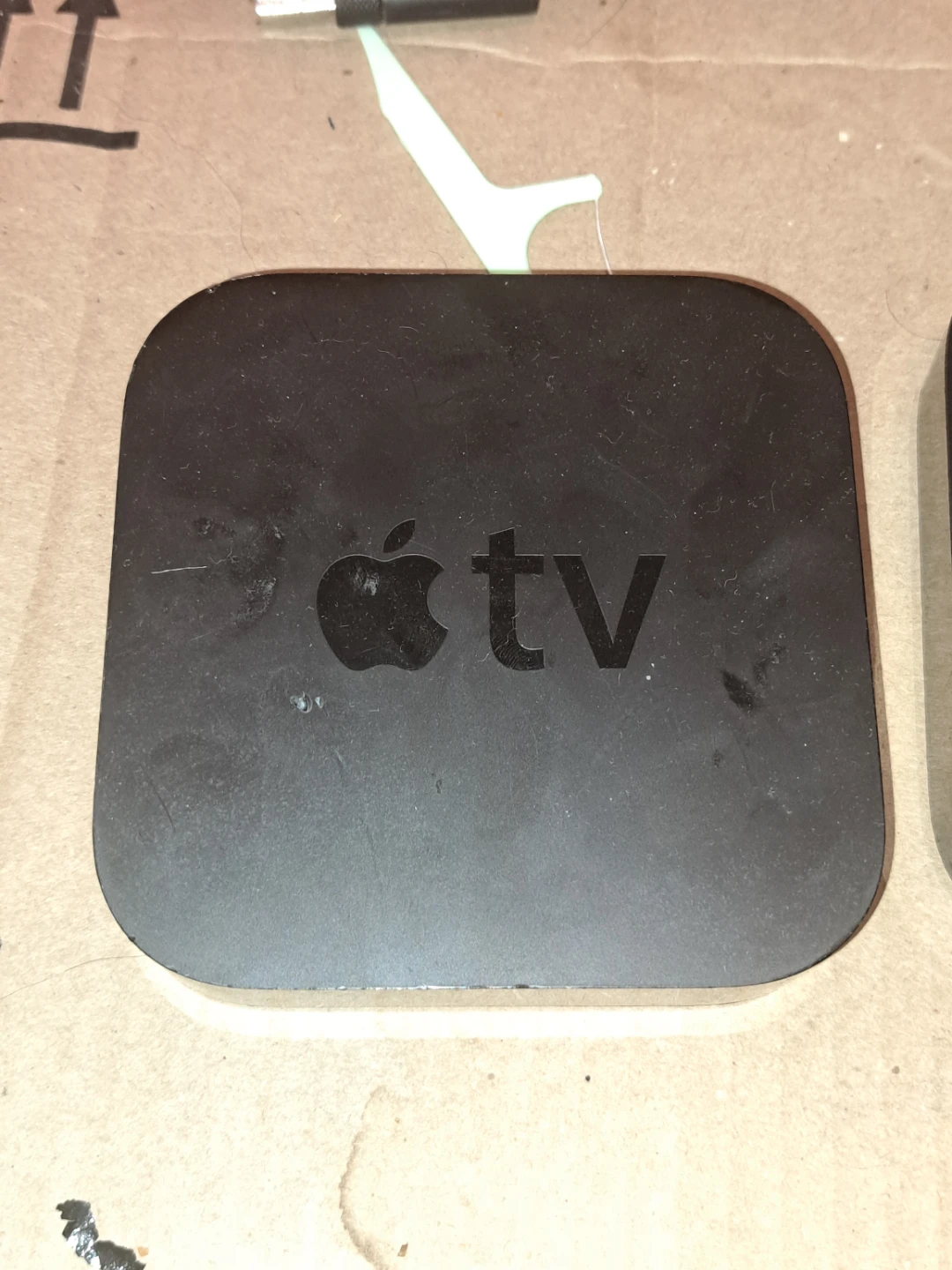 Apple TV (3rd Gen) and iPhone 5 Bundle - photo 2