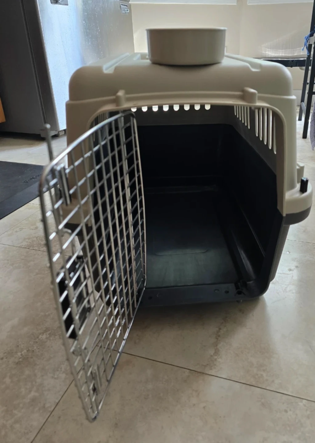 Pet Carrier-24 inch, For Cats or Dogs up to 25 lbs - photo 3