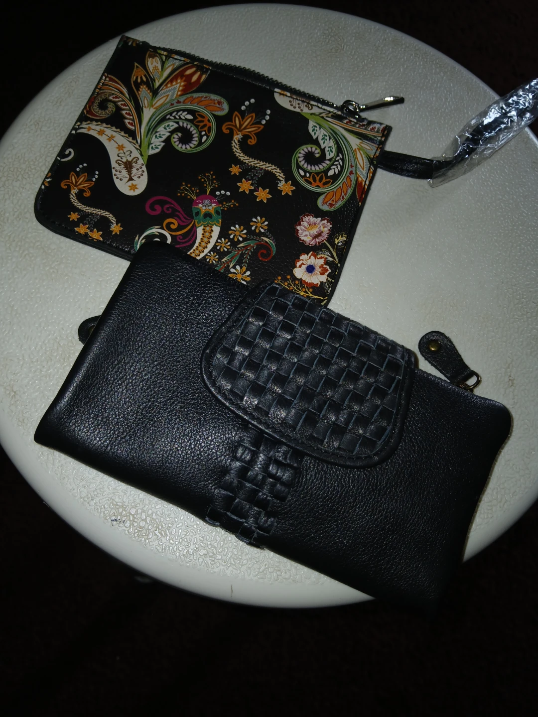 Two Women's Wallets: Black and Floral Patterned - photo 2