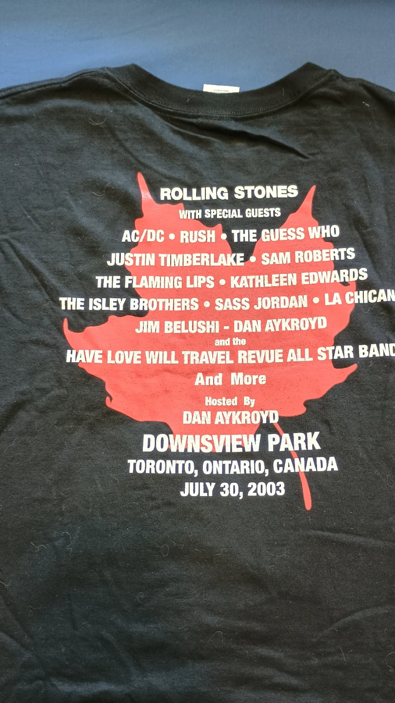 ⚽  Vintage SARS Molson Canadian Rocks for Toronto T-Shirt