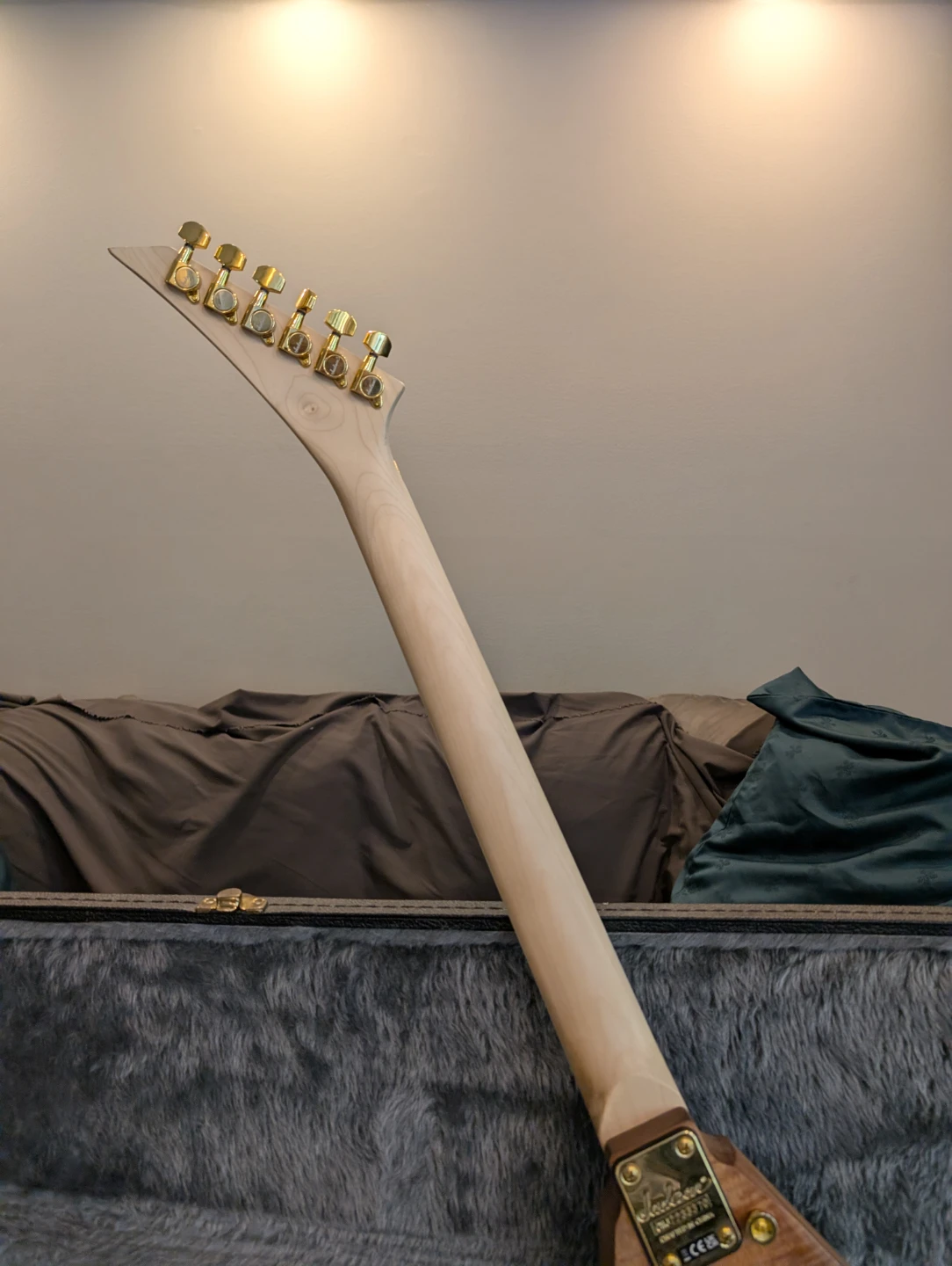 RR Jackson Flying V Electric Guitar. - photo 5