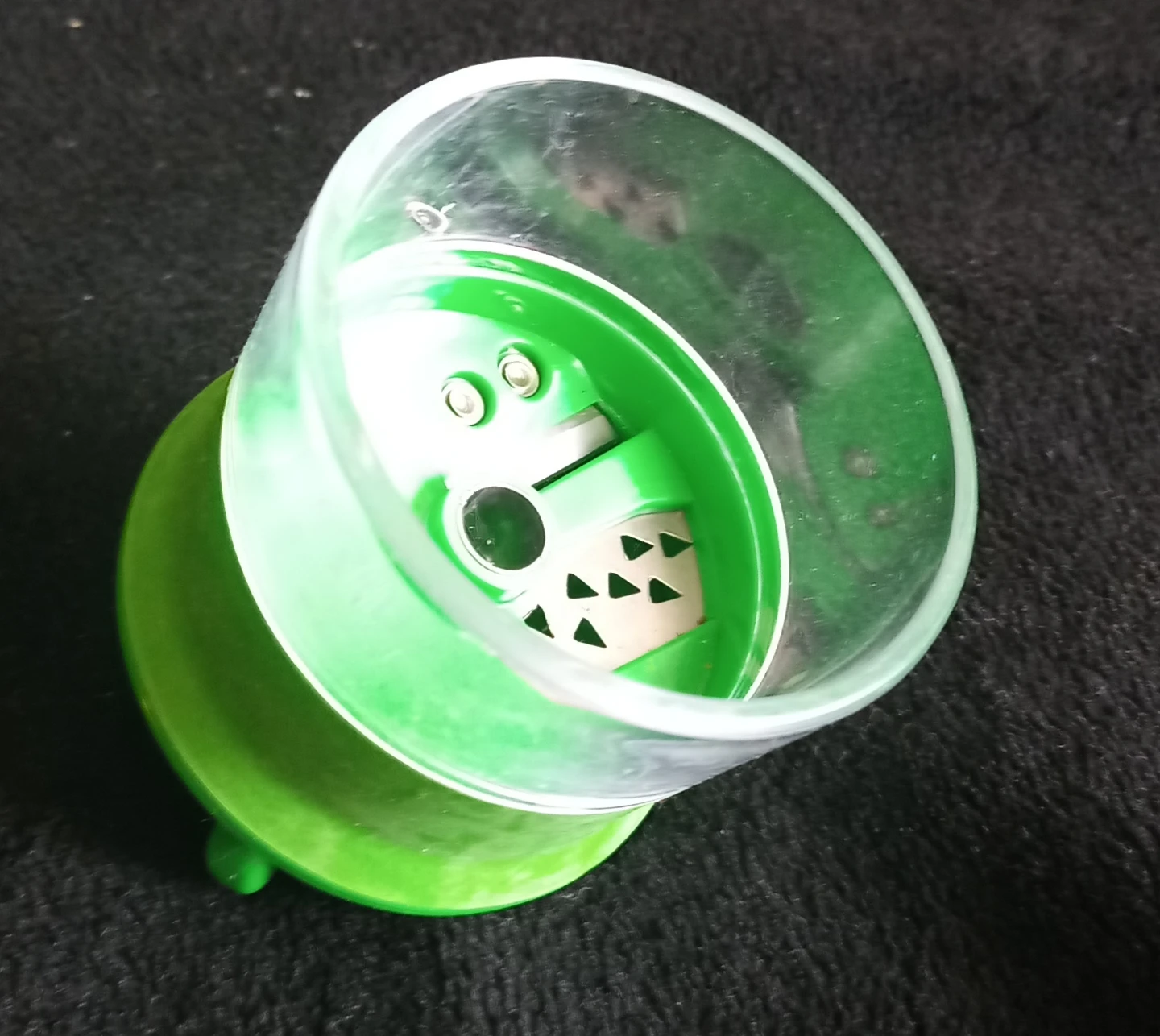Green kitchen grater and slicer⚽ - photo 2
