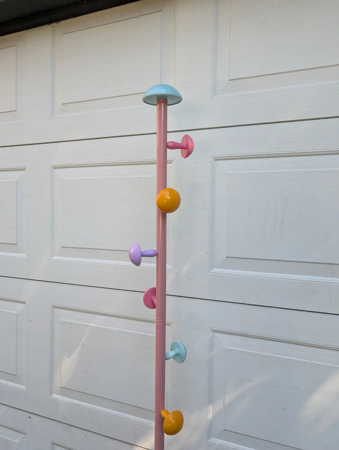 ⚽Pink Coat Rack with Multi-Coloured Hooks - photo 3