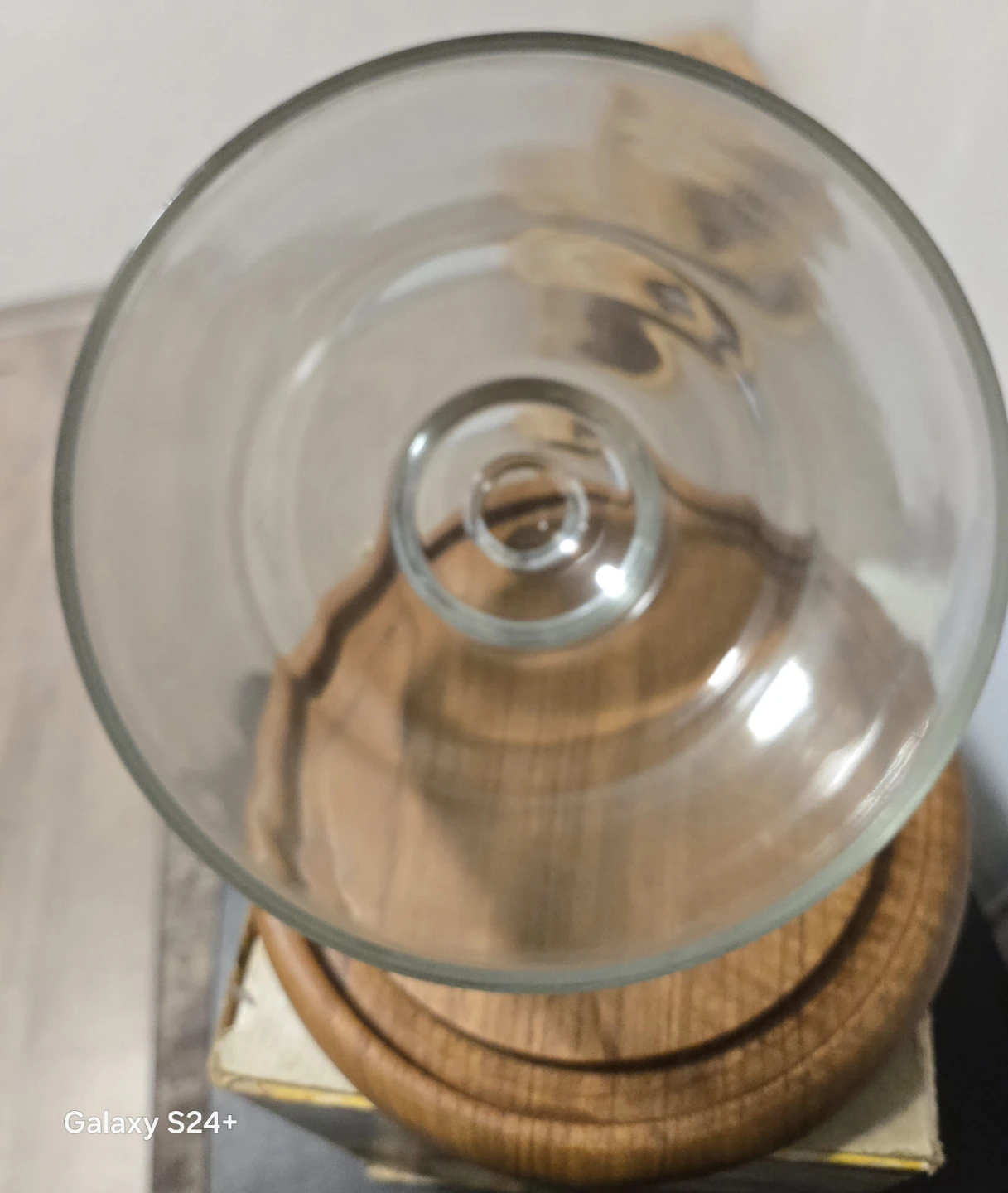 Julie Pomerantz Teakwood Cheese Tray with Glass Dome - photo 5