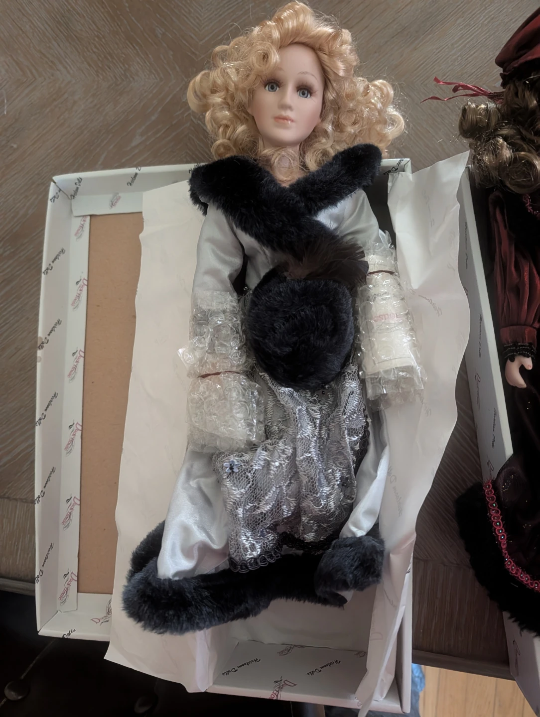 Collectible Porcelain Dolls in Box - photo 4