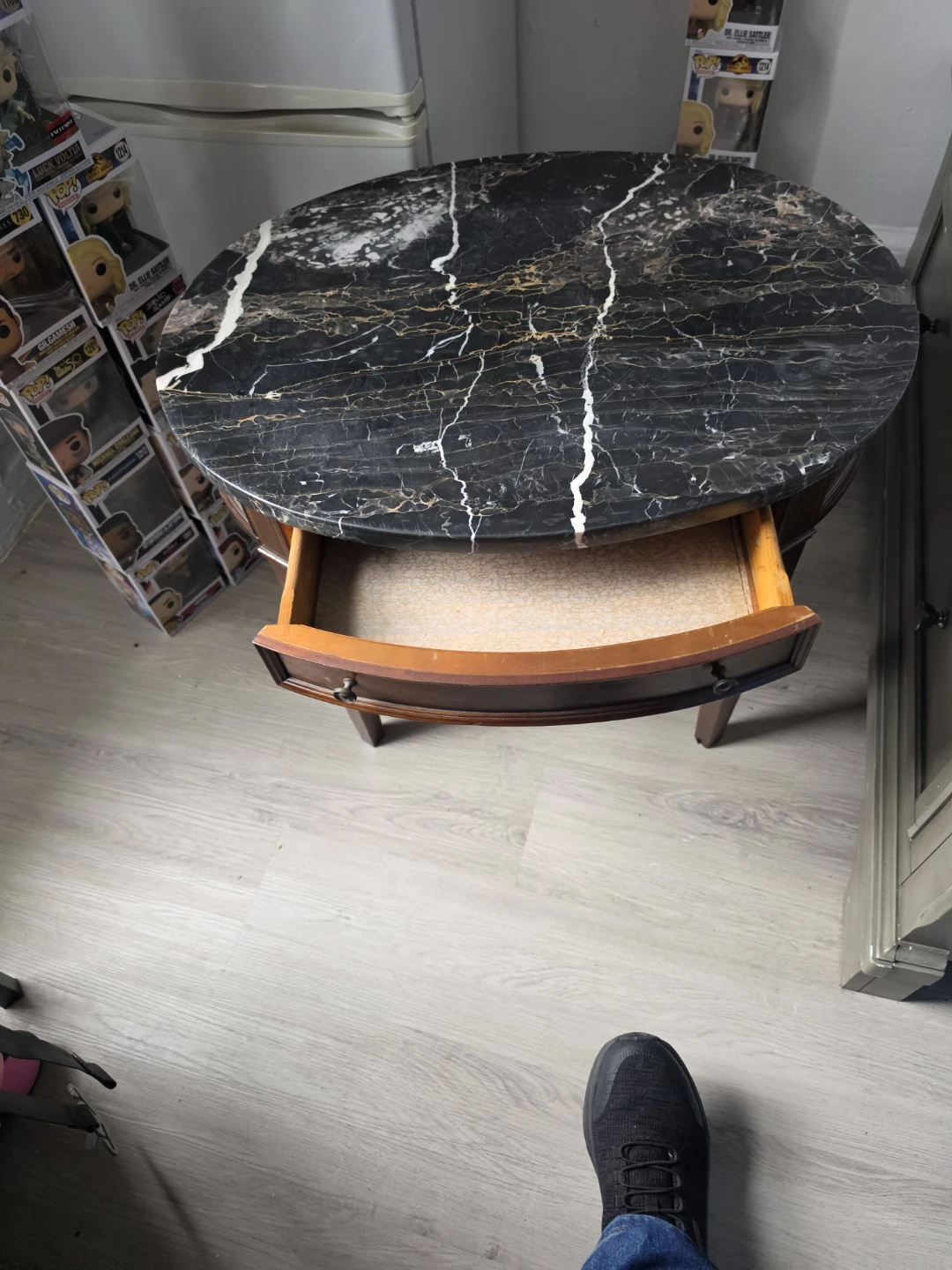 Oval Marble Top Accent Table - photo 2