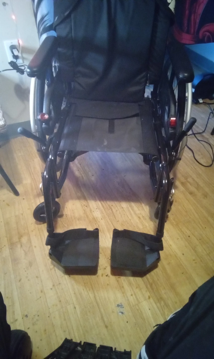 Black Wheelchair - photo 3
