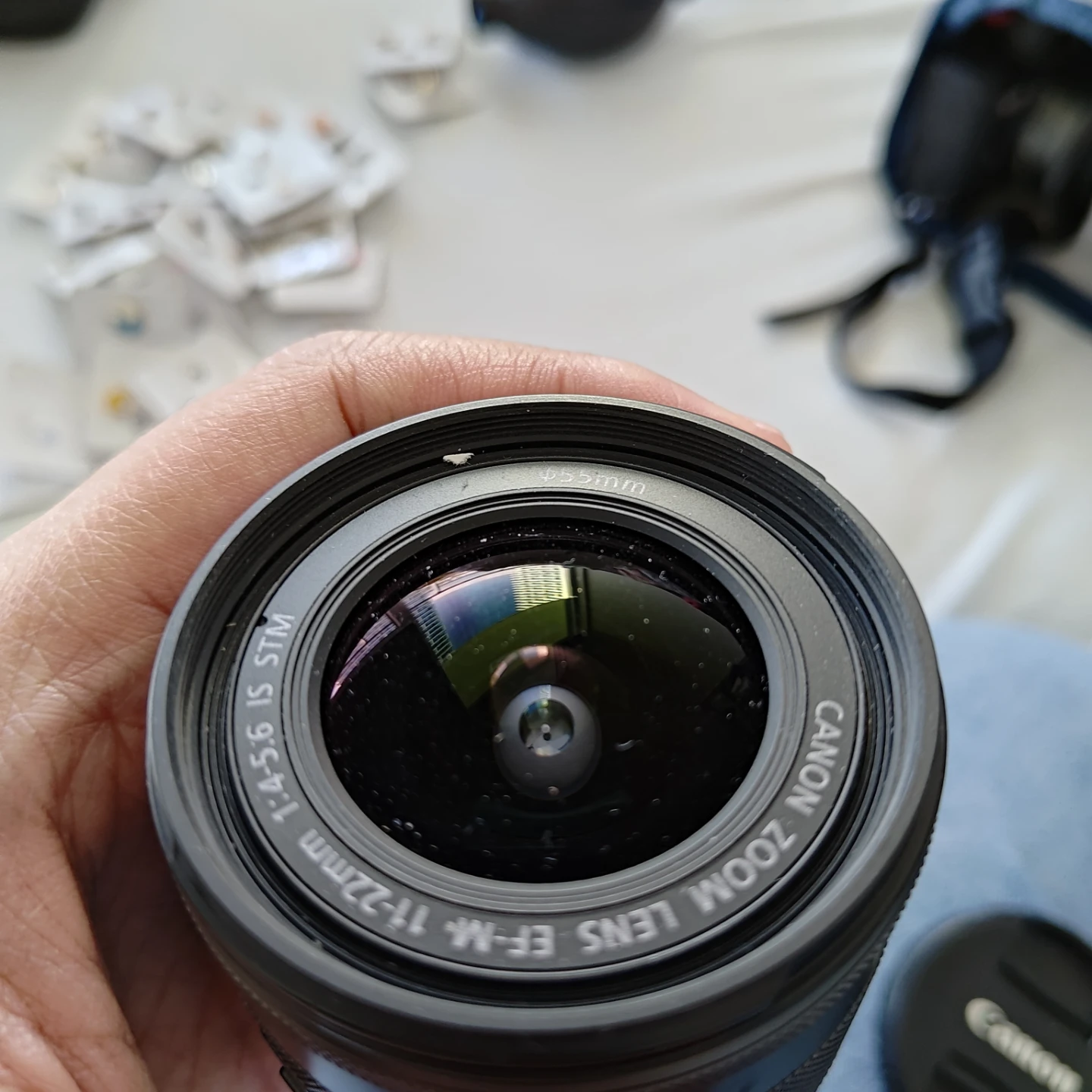 Canon EF-M 11-22mm f/4-5.6 IS STM Lens - photo 2