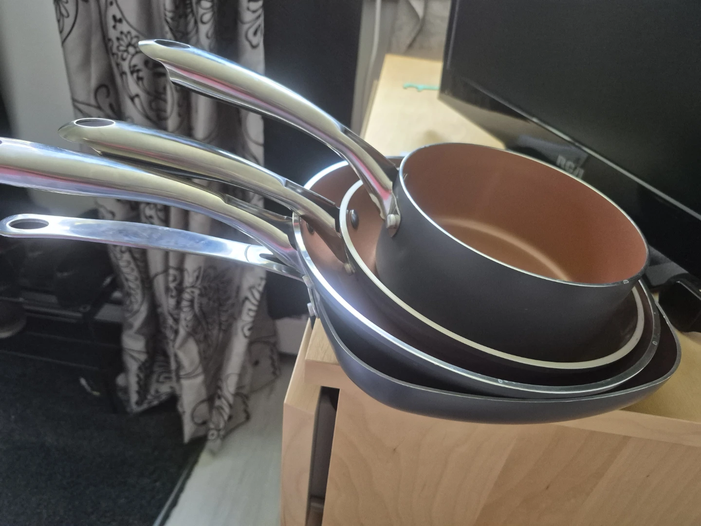 Gotham Steel Cookware Set