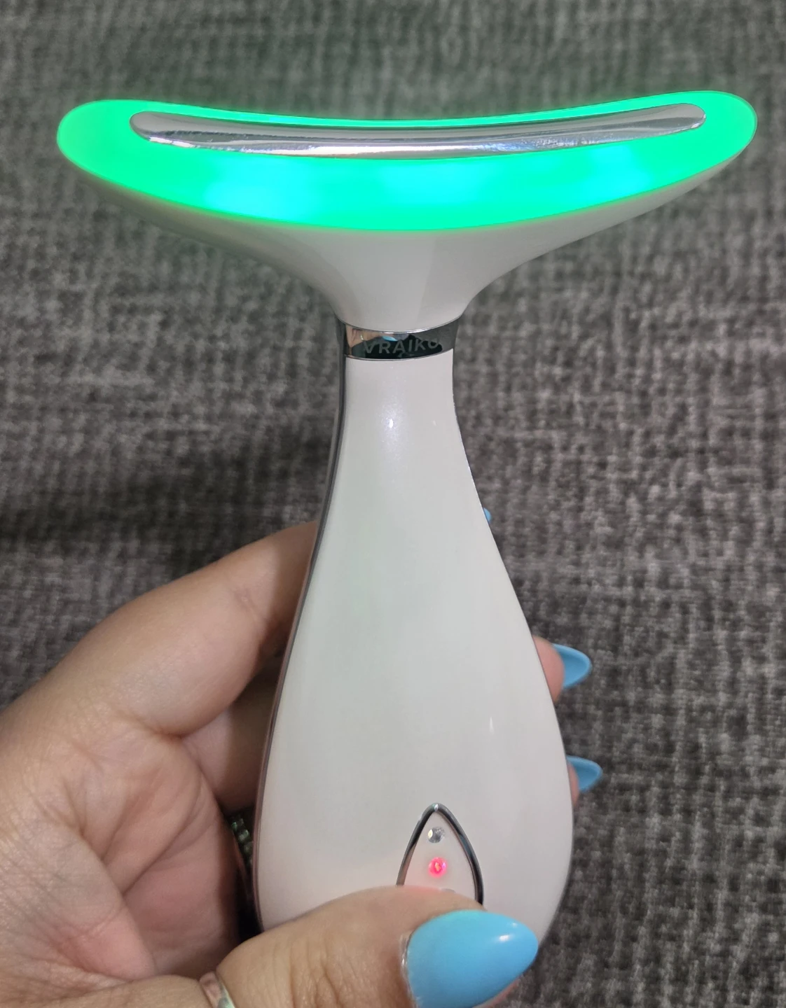 Vraiko Lily Facial Massager - photo 3