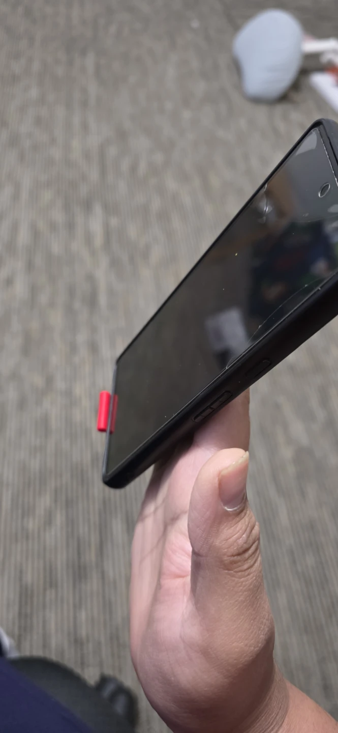 Red Phone Grip Ring Holder - photo 2