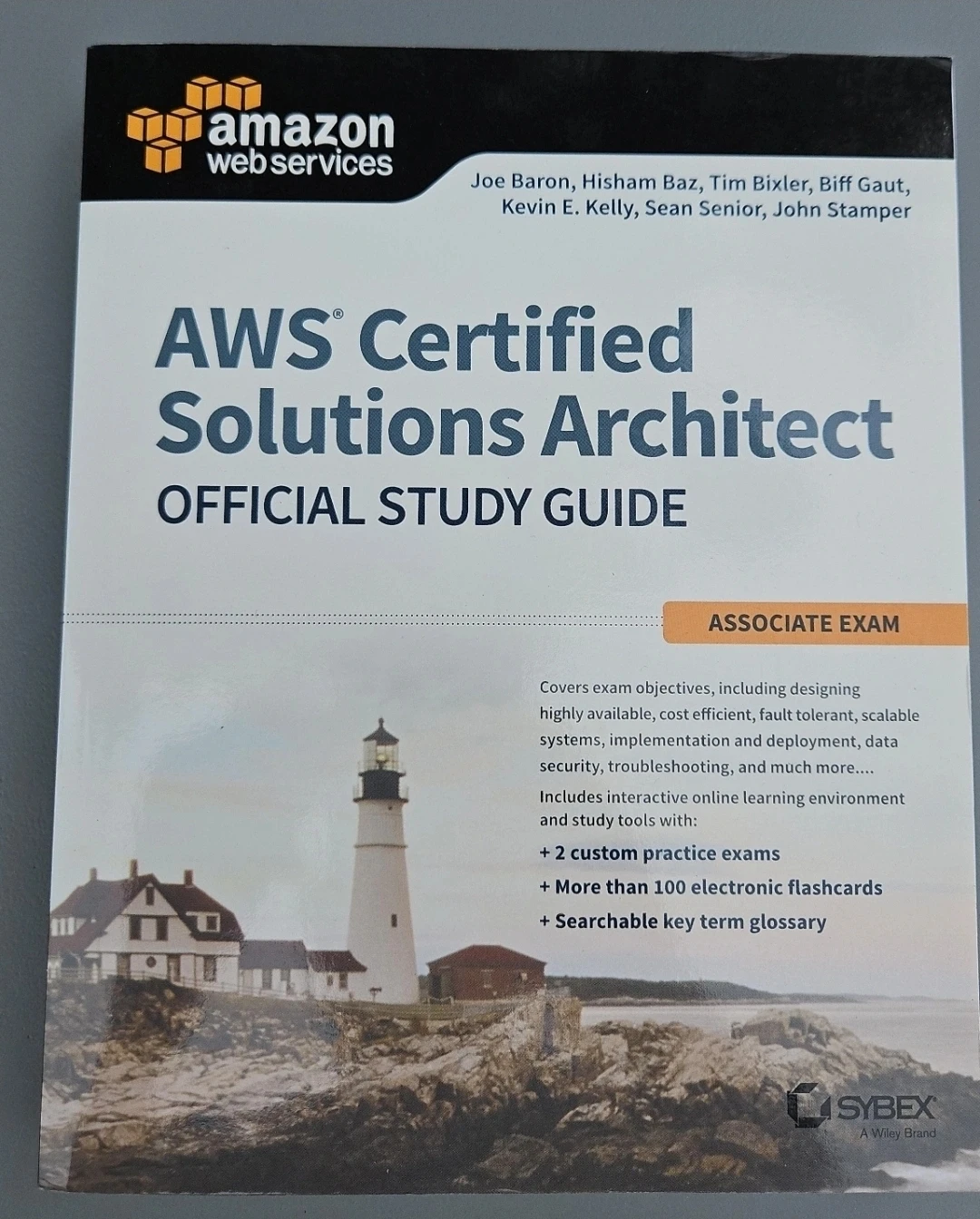 ⚽️ AWS Certified Solutions Architect Official Study Guide.
