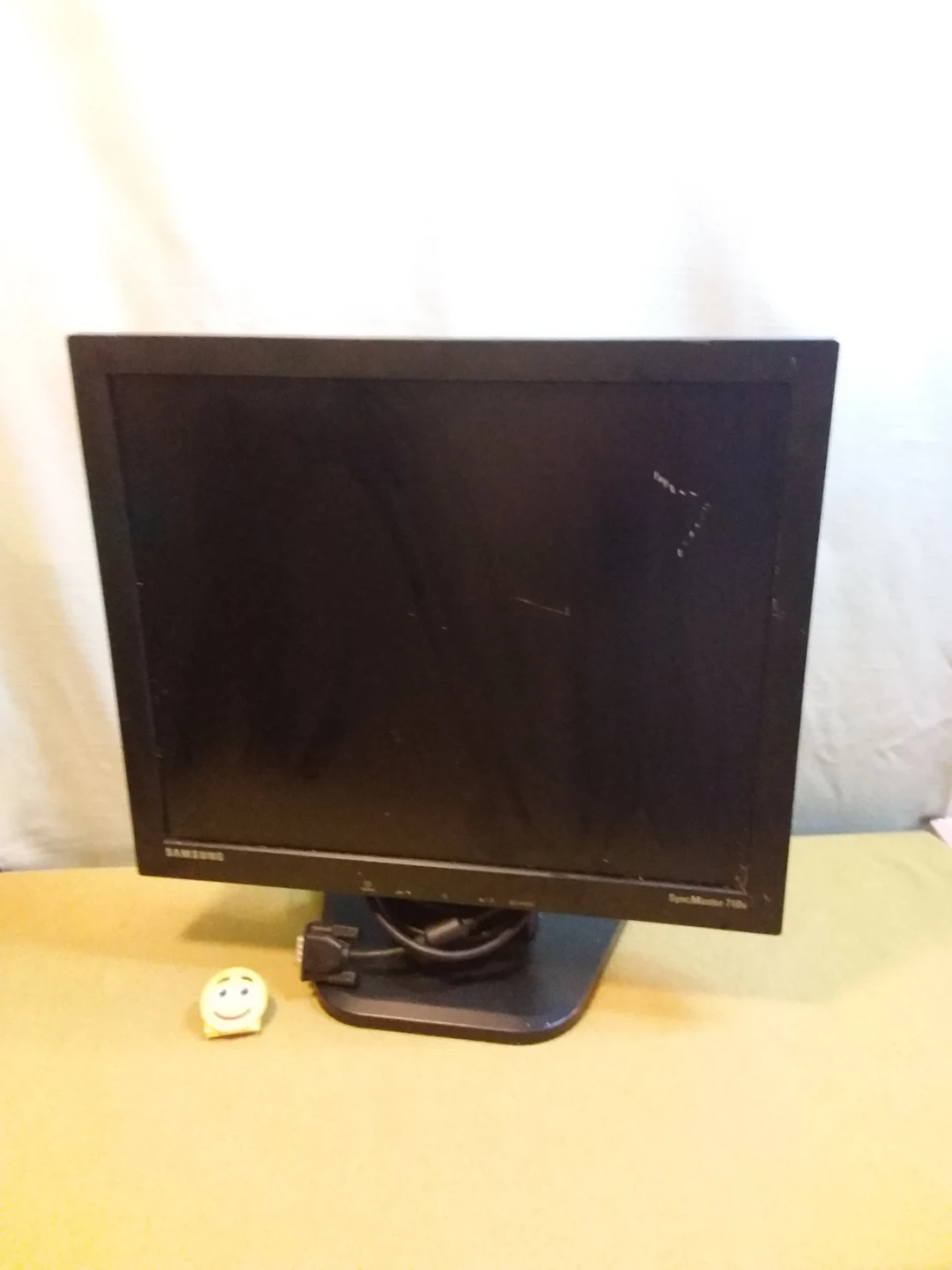 🖥️ ➡️ Samsung SyncMaster 710V 17" Monitor  🖥️ ⚽