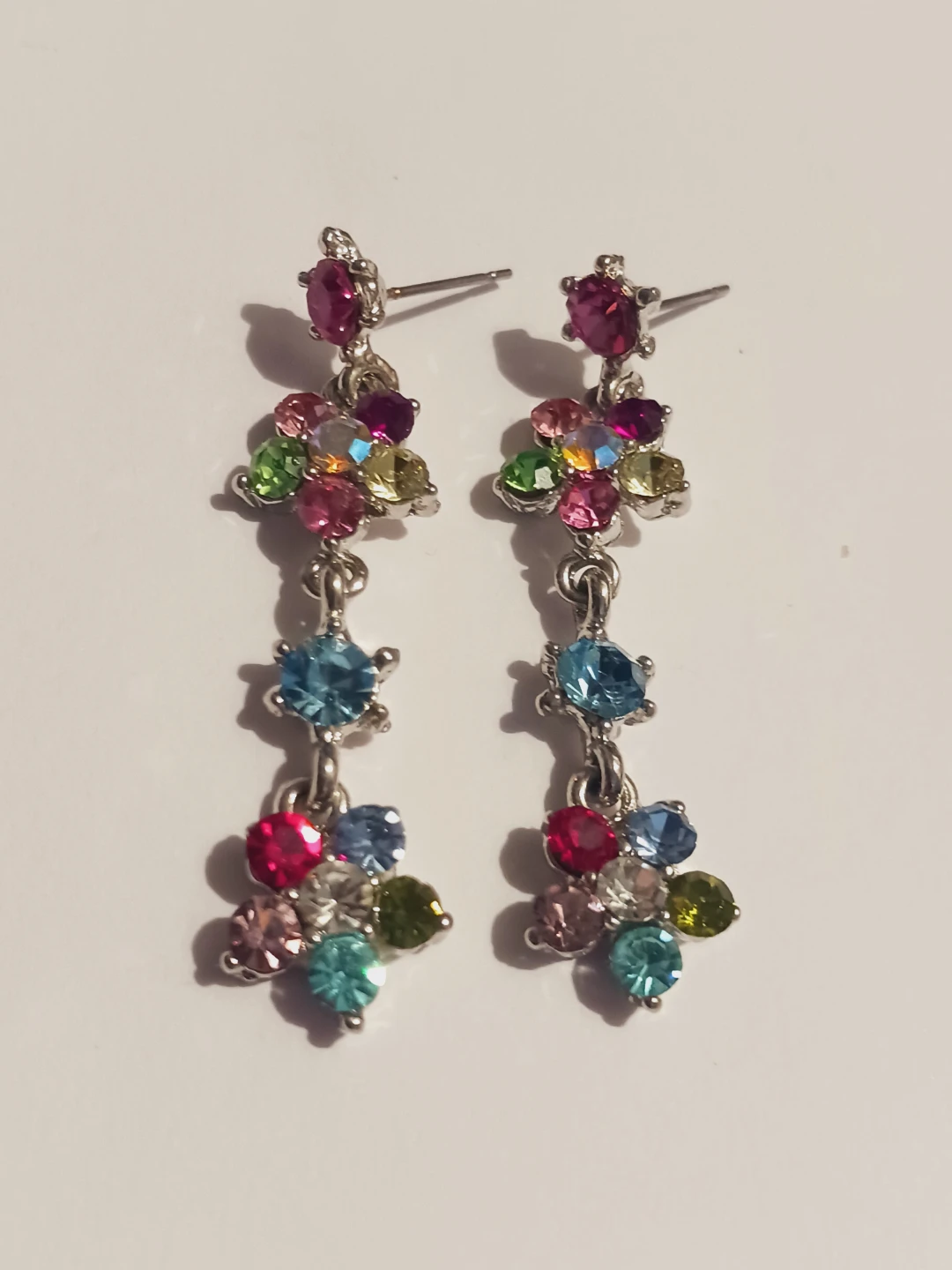 New !!  Multi-Color Crystal Flower Dangle Earrings - photo 4