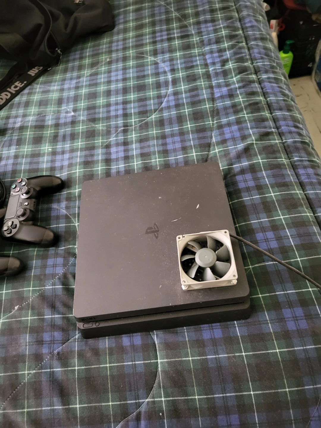 Sony PlayStation 4 Slim Console