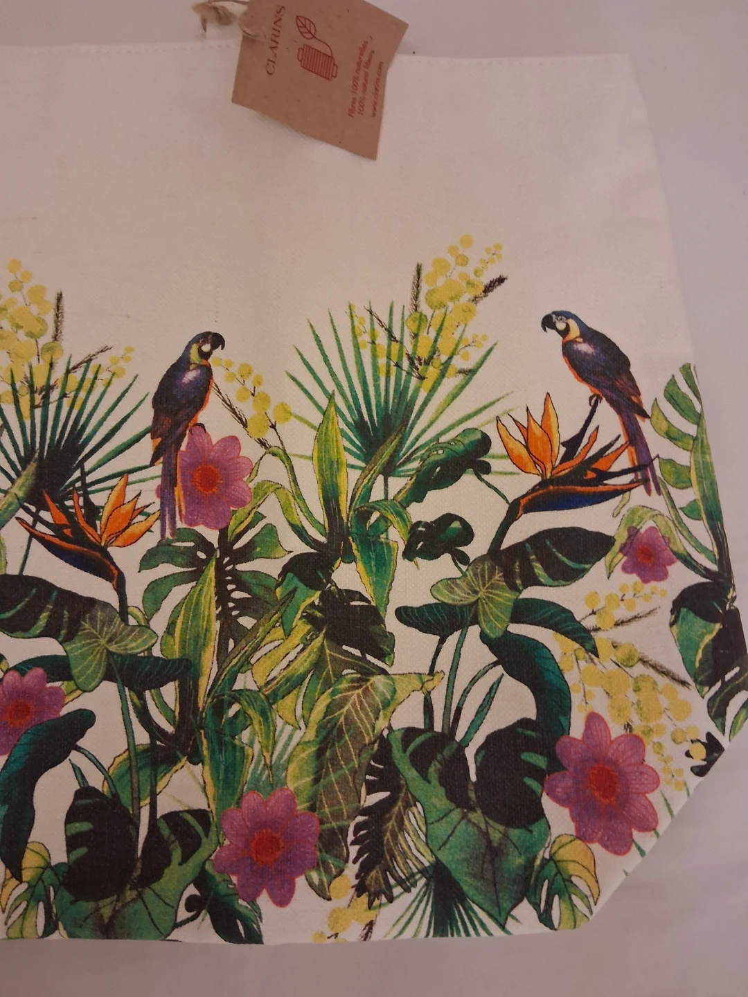 CLARINS CREAM TOTE BAG WITH TROPICAL PARROT PRINT - photo 3