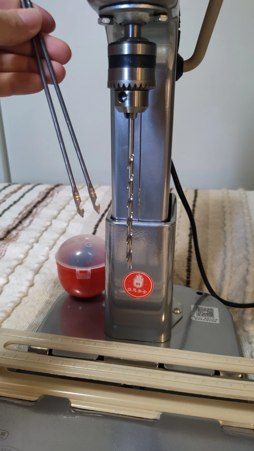 Drill press for bookbinding - photo 3