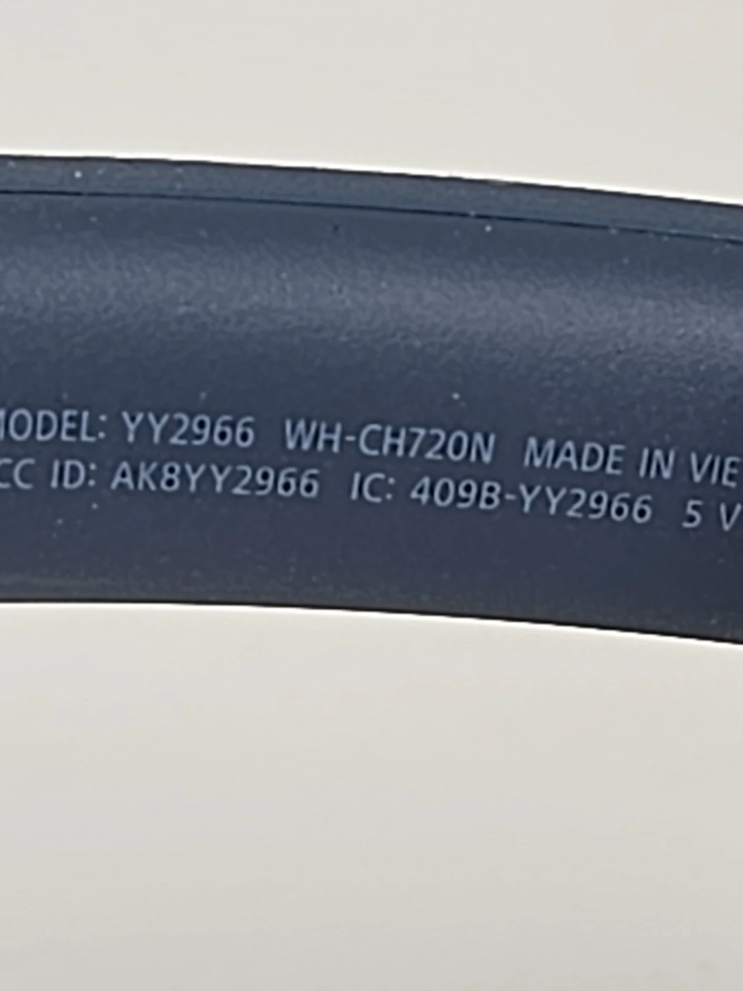 Sony WH-CH720N Wireless Noise Cancelling Headphones - photo 3