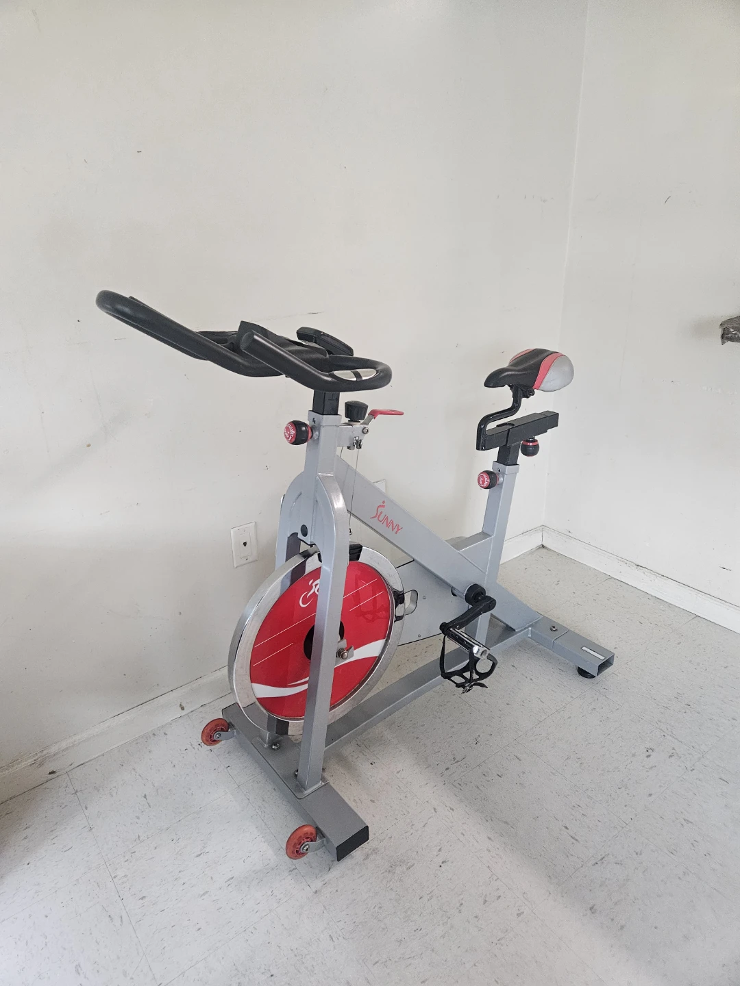 Sunny Health & Fitness Spin Bike - photo 2