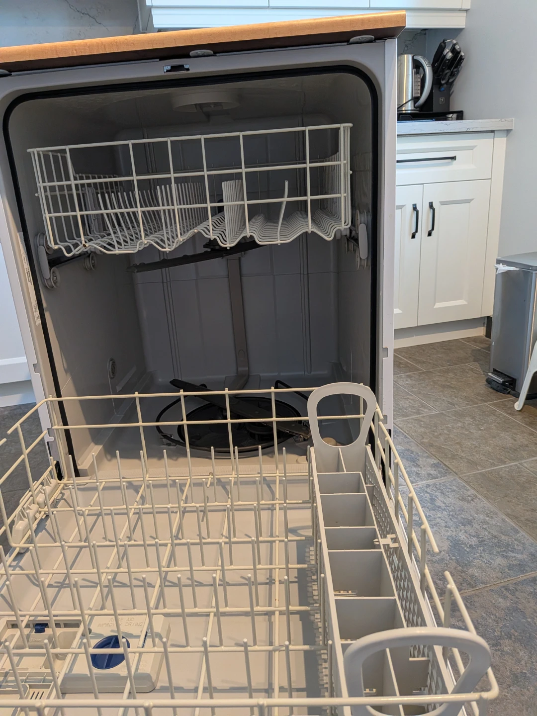 Whirlpool Dishwasher