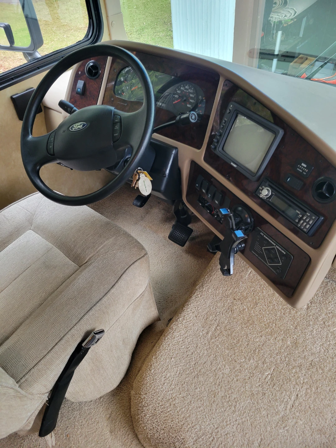 2006 Georgetown Forest River Class A RV Motorhome 34 feet - photo 3