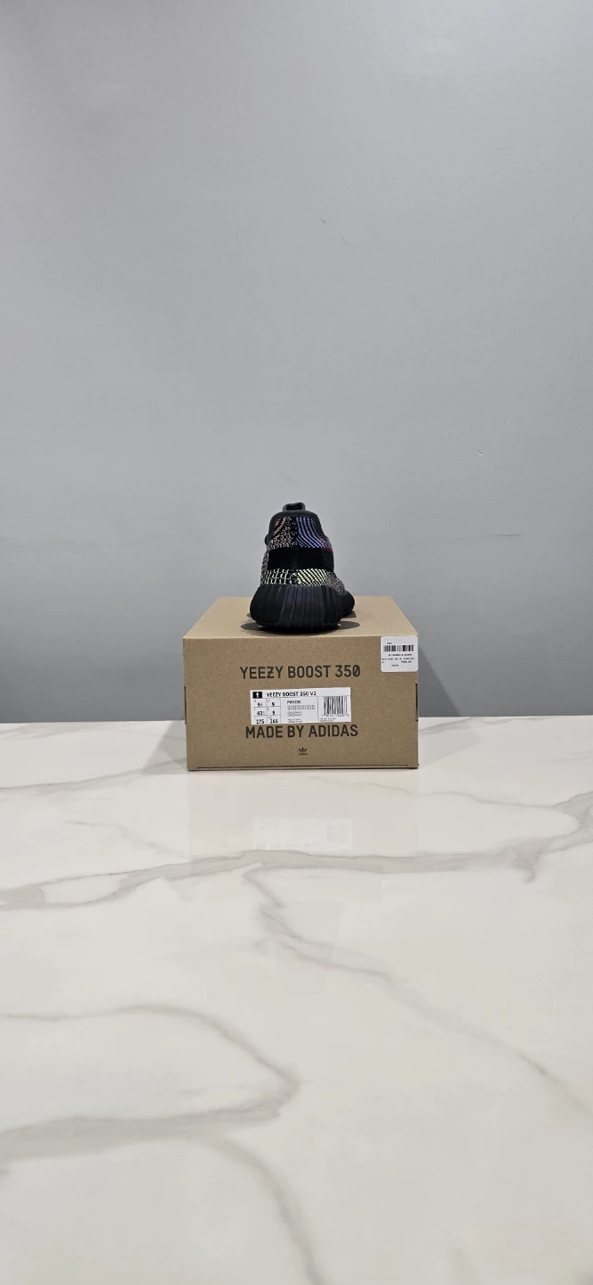 Adidas Yeezy 350 V2 Yecheil Non-Reflective size 9.5 - photo 2