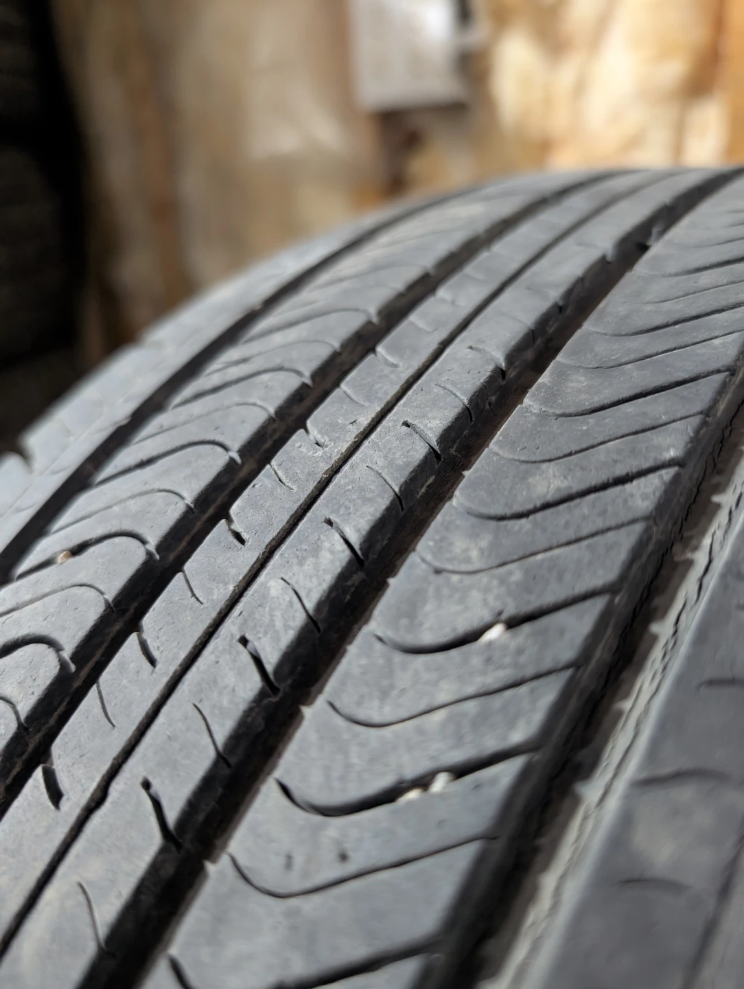 (4)-235/65R17 Michelin Primacy MXV All Season Tires