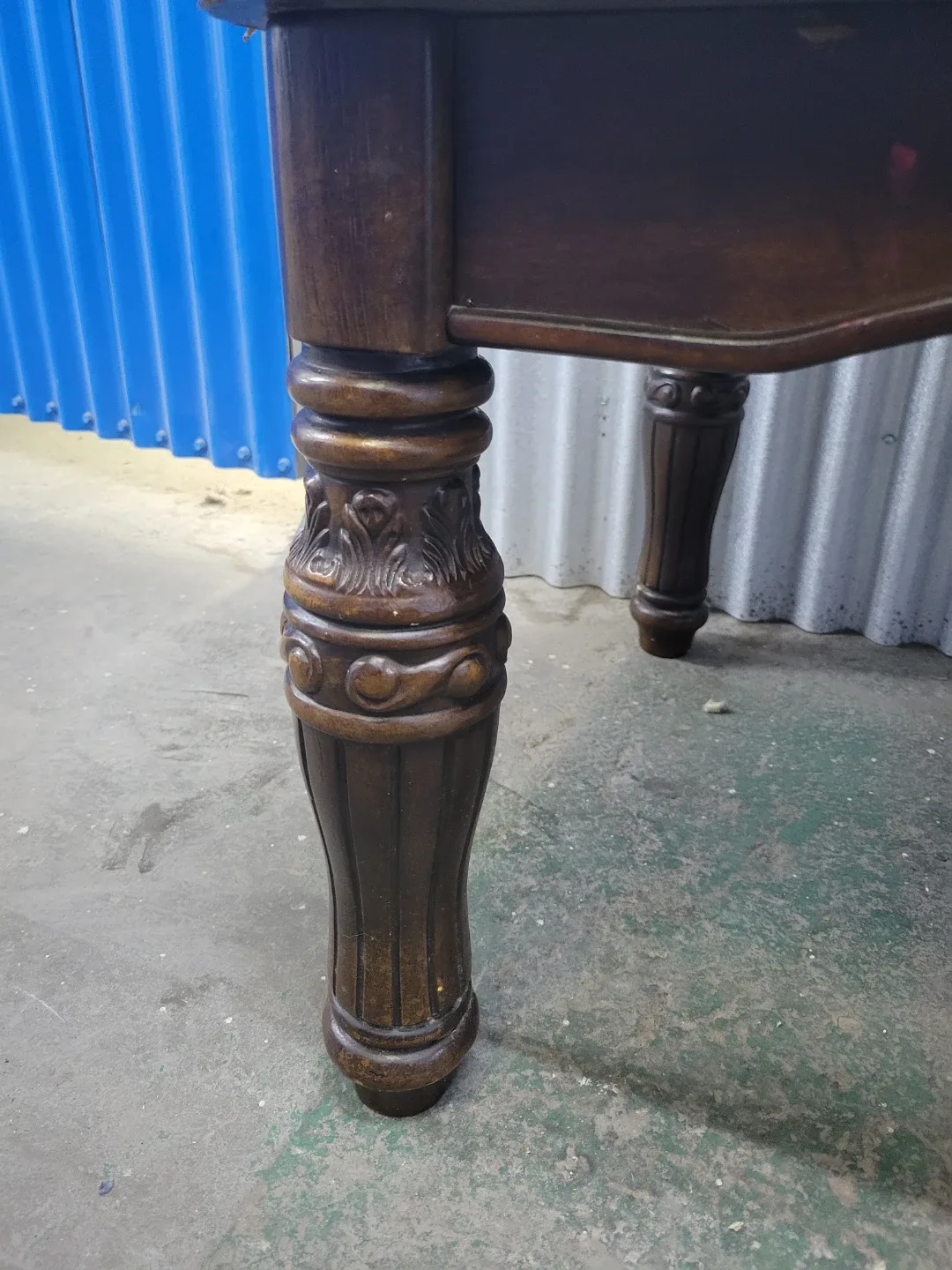 Marble Top Coffee Table with Carved Details - photo 4