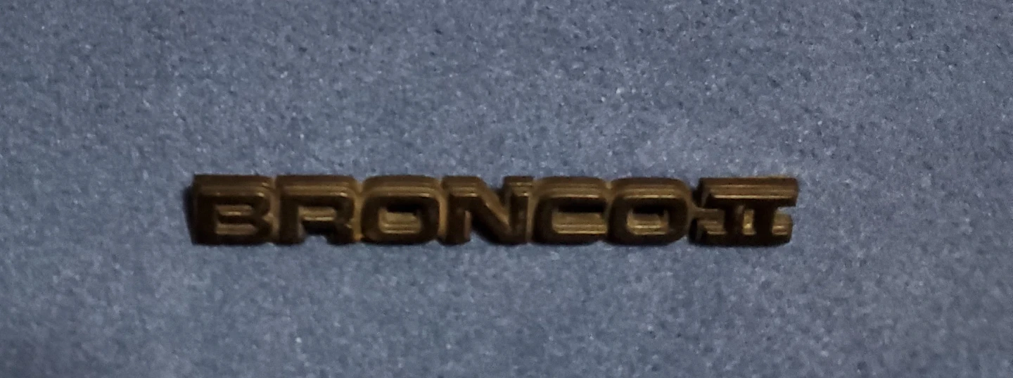 Bronco II Badge Emblem - photo 2