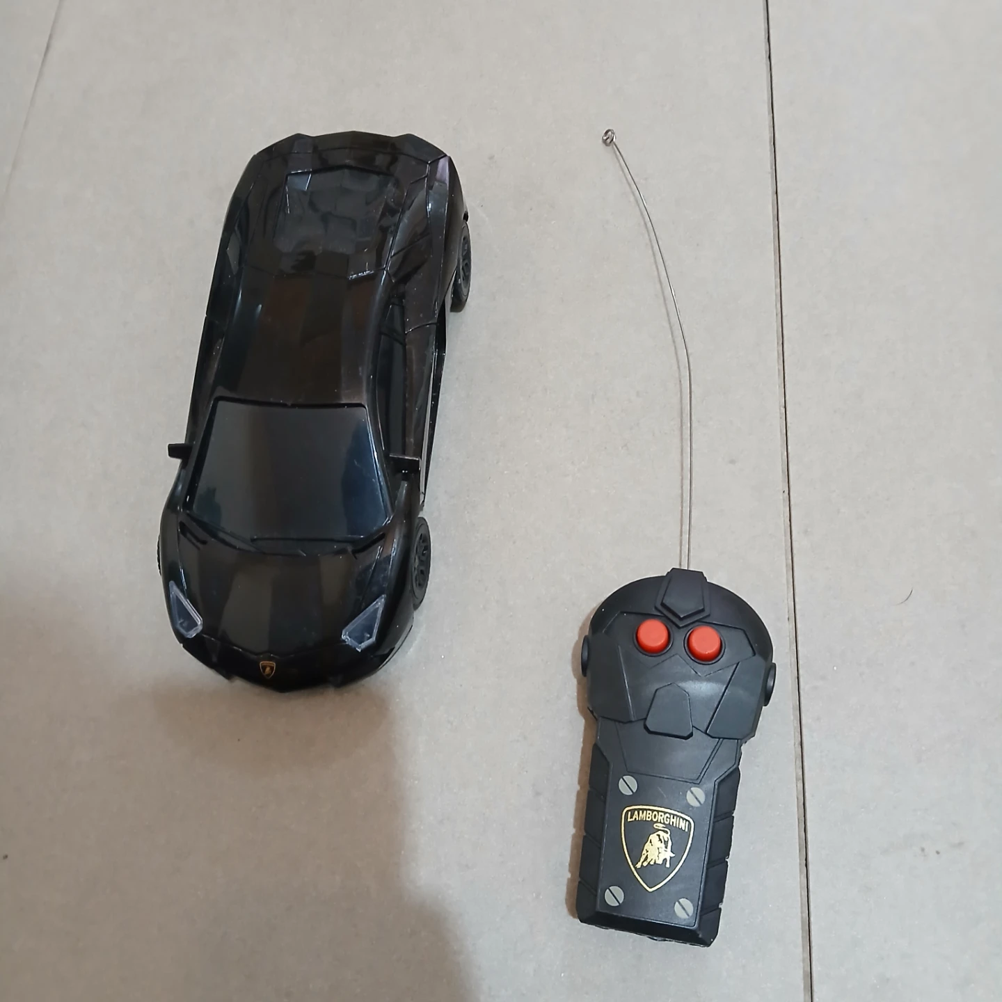 ⚽ Black Lamborghini Remote Control Car