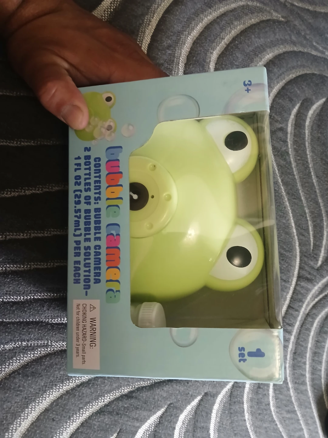 Bubble Camera with 2 Bottles of Solution