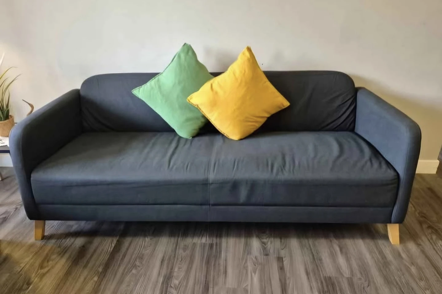 🛋️ IKEA Sofa & Loveseat Set – Clean, Modern & Comfortable - photo 2