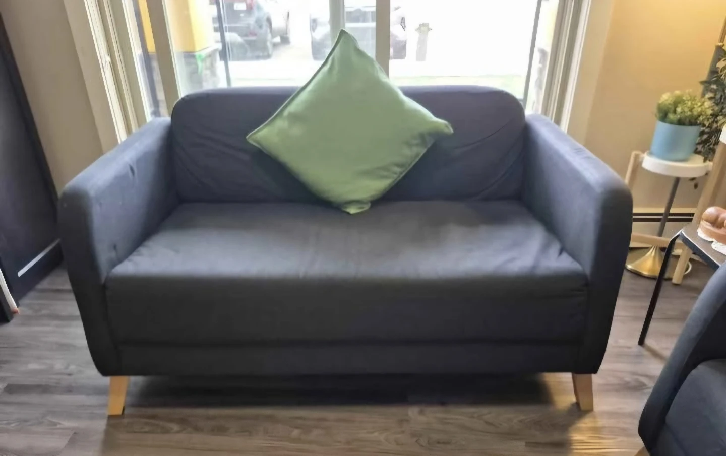 🛋️ IKEA Sofa & Loveseat Set – Clean, Modern & Comfortable - photo 3
