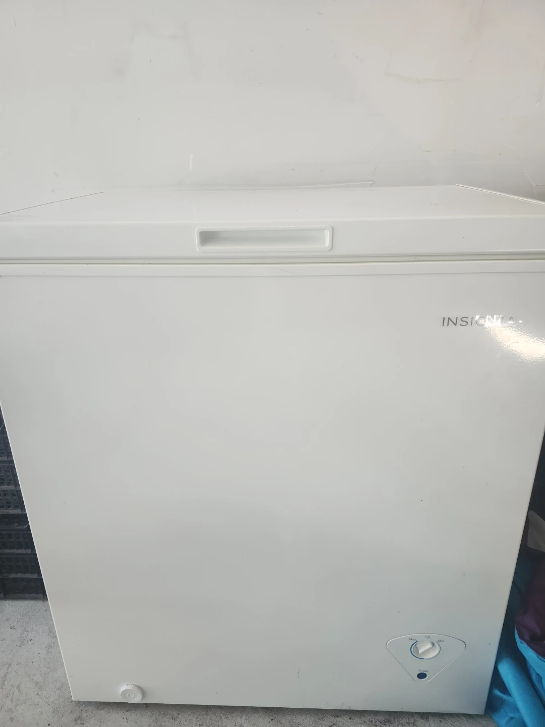 Insignia Chest Freezer